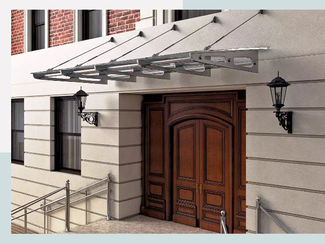 Металлические козырьки от 611 руб. в щербинке