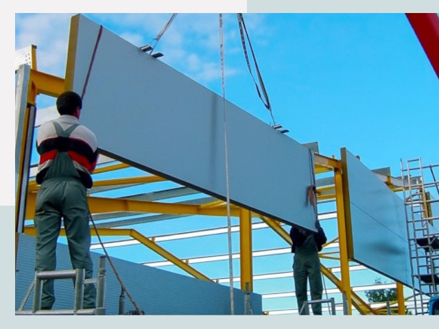 Монтаж сэндвич-панелей в щербинке от 611 руб.